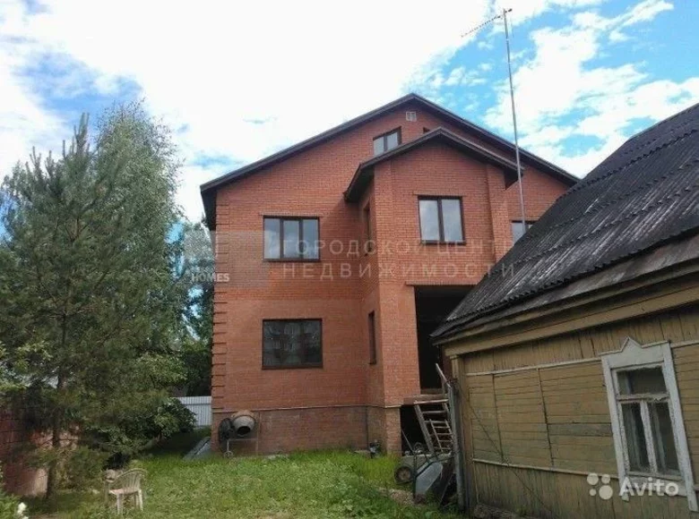House 470 m² Krasnogorsky District, Russia
