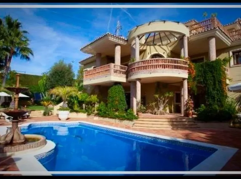 Haus 6 Zimmer 570 m² Marbella, Spanien