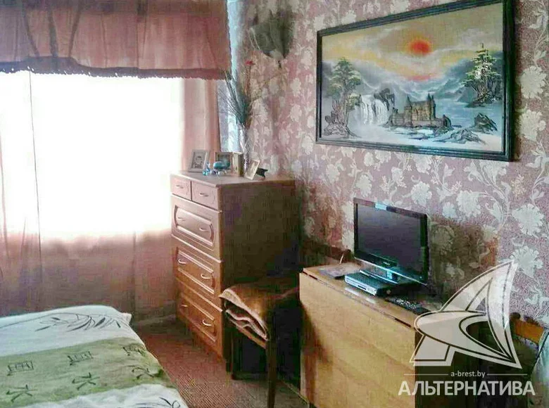 Квартира 4 комнаты 66 м² Берёза, Беларусь