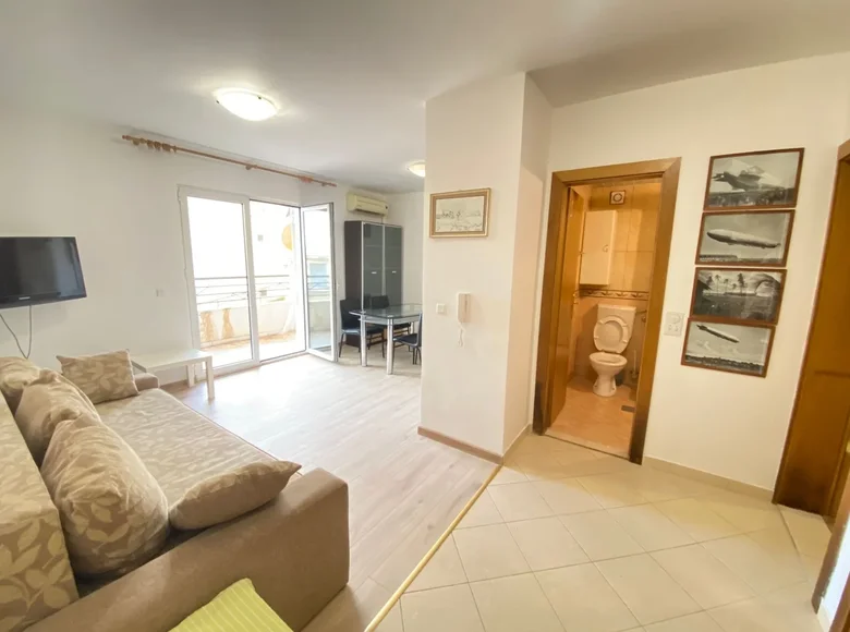 2 bedroom apartment 51 m² Becici, Montenegro