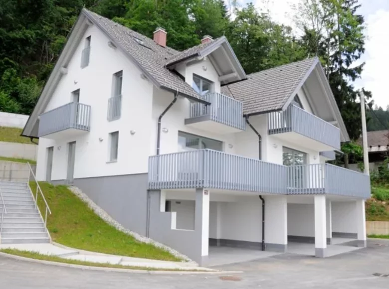 Квартира 153 м² Копер, Словения