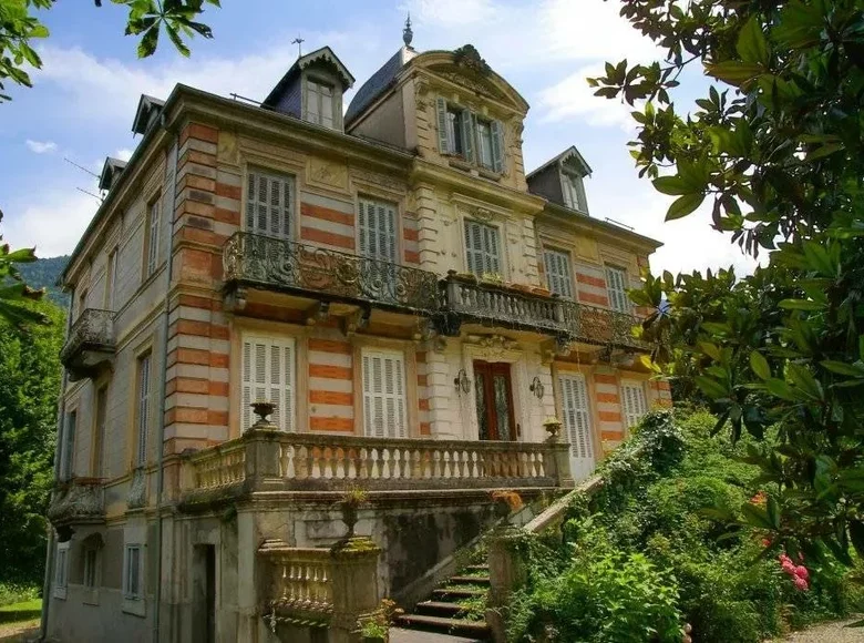 Maison 15 chambres 580 m² Bagnères-de-Luchon, France