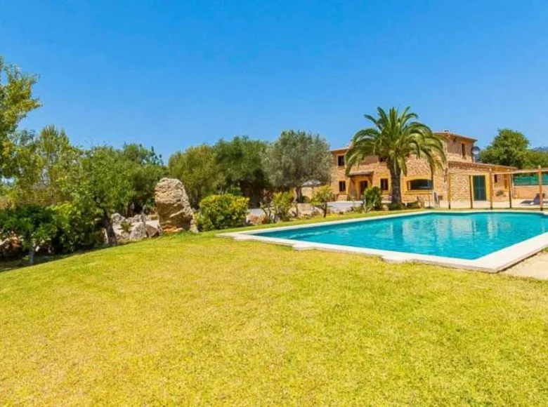 Villa de 4 dormitorios 235 m² Mallorca, España