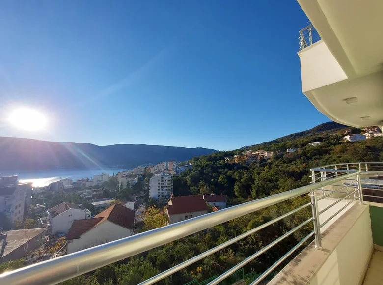 Mieszkanie 2 pokoi  Herceg Novi, Czarnogóra