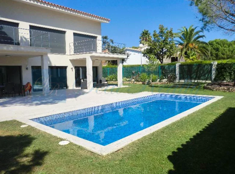 4 bedroom Villa 600 m² Castell-Platja d Aro, Spain