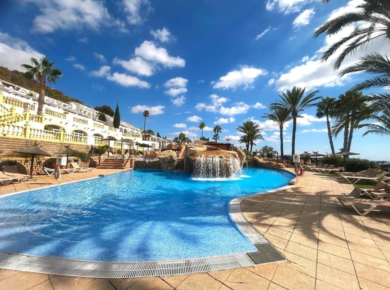 2 bedroom penthouse 100 m² Calp, Spain