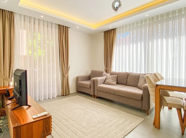 Mieszkanie 2 pokoi 55 m² Alanya, Turcja