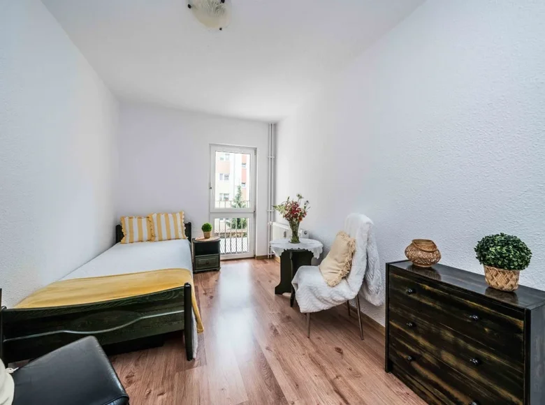 2 room apartment 37 m² Poznan, Poland