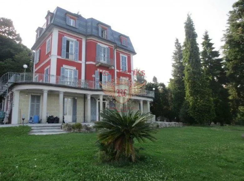 5 bedroom villa 500 m² VB, Italy