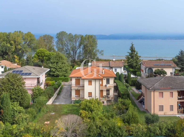 Вилла 13 комнат 310 м² Peschiera del Garda, Италия