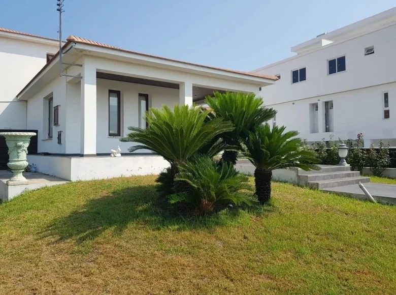 Дом 6 спален 460 м² район Ларнака, Кипр