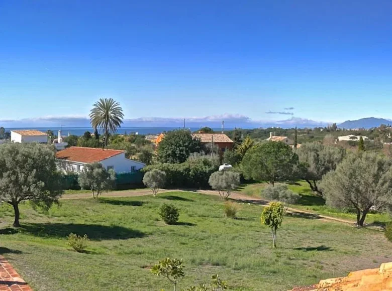 Haus 4 Schlafzimmer 350 m² Artola, Spanien