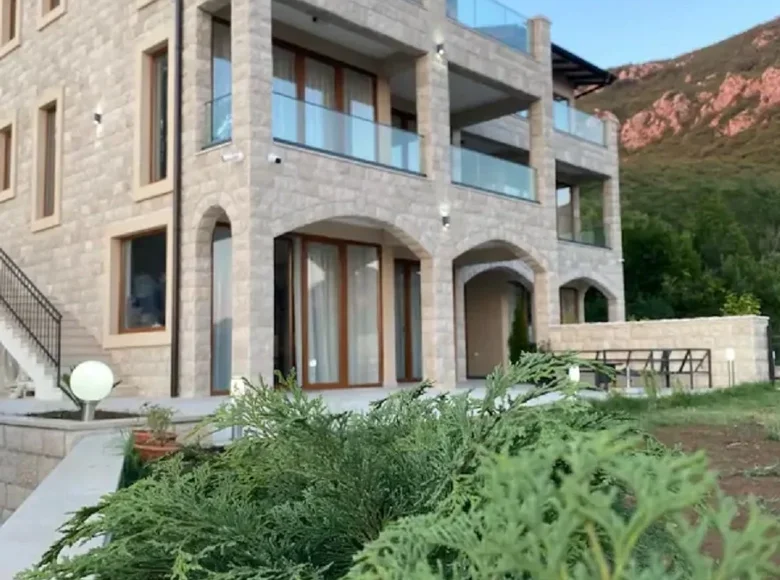 3 bedroom villa 200 m² Kuljace, Montenegro