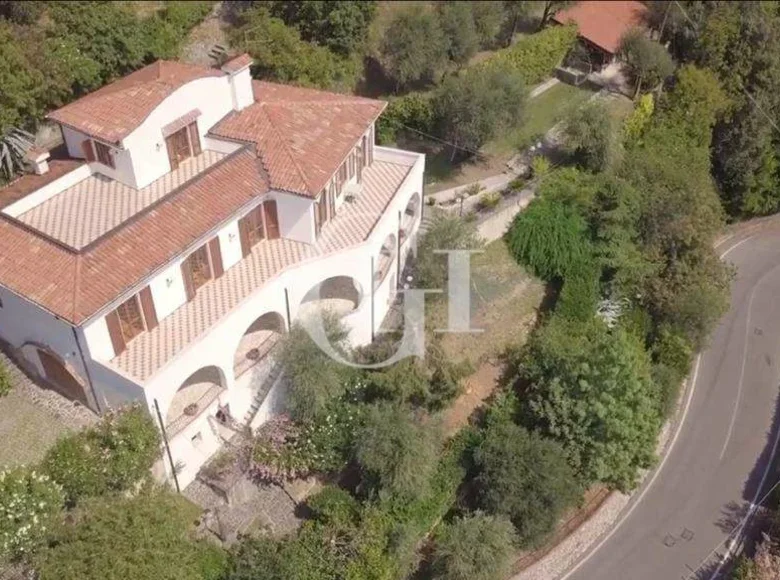 Villa de 6 habitaciones 450 m² Toscolano Maderno, Italia