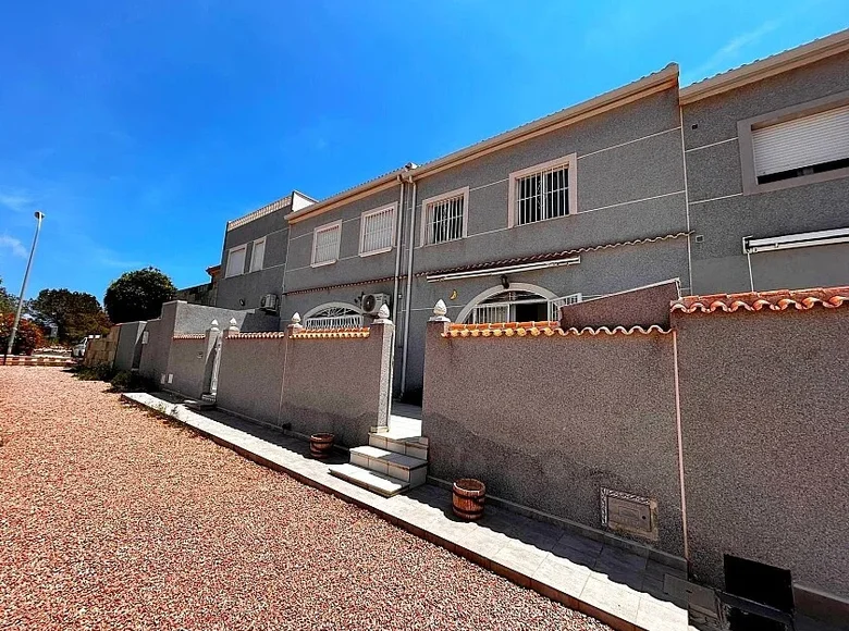 Adosado 3 habitaciones 117 m² Torrevieja, Španjolska