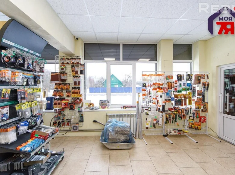 Tienda 95 m² en Rakauski sielski Saviet, Bielorrusia