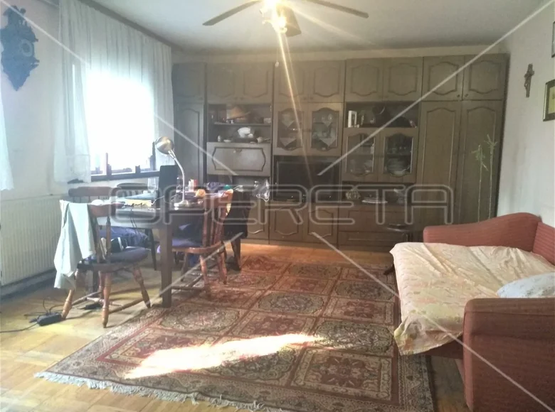 6 room house 287 m² Lucko, Croatia