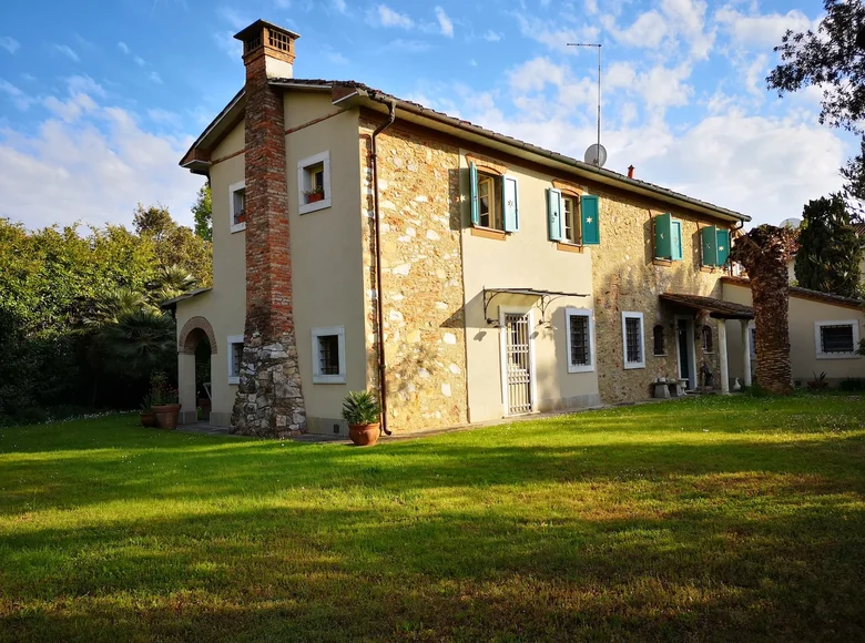Villa de 4 dormitorios  Marina di Pietrasanta, Italia