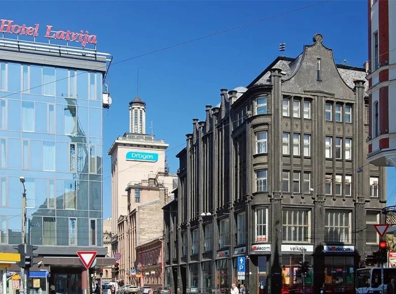 Edificio rentable 2 482 m² en Riga, Letonia
