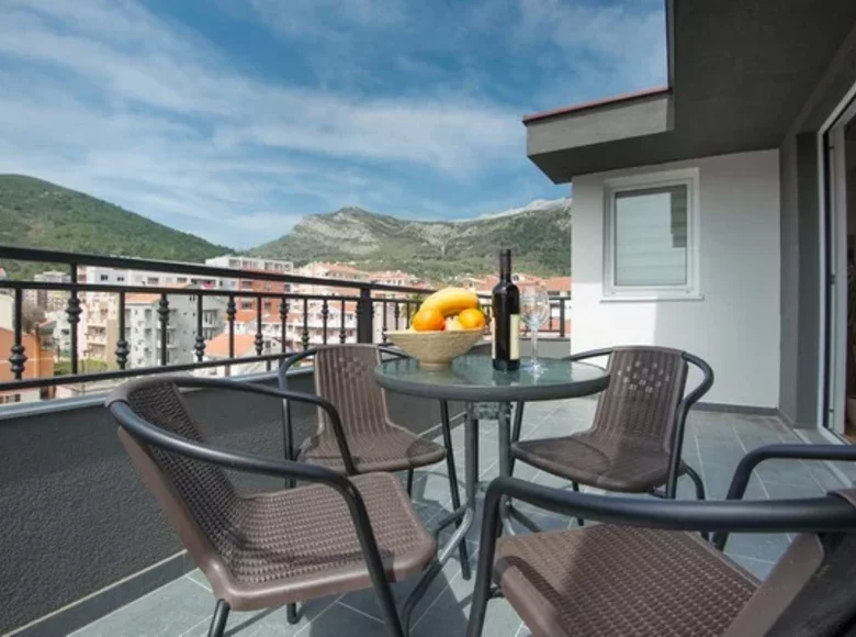 4 bedroom apartment 79 m² Podgorica, Montenegro