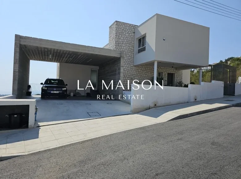 4 bedroom house 230 m² Armou, Cyprus