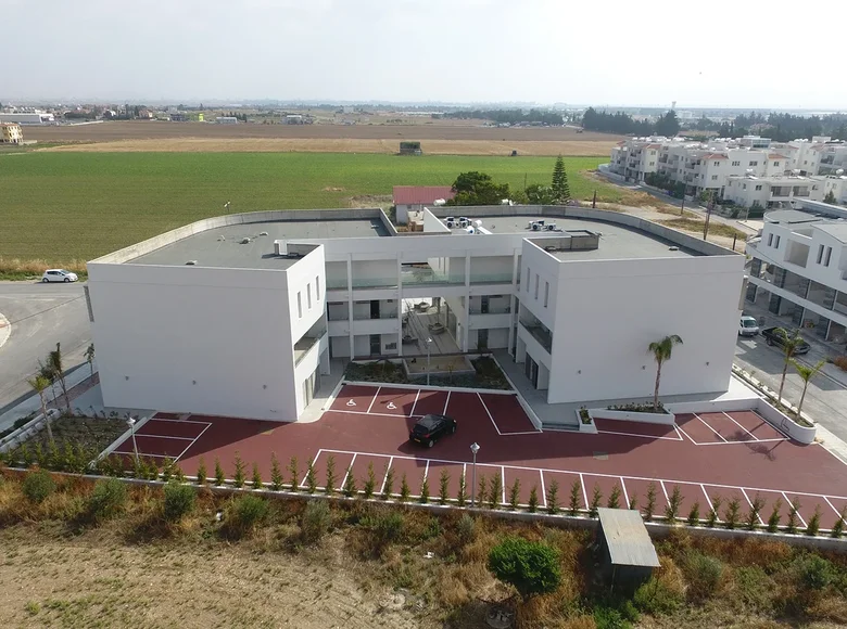 Office 326 m² in Meneou, Cyprus