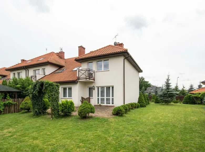 5 room house for sale in Warsaw, Poland for €263,801 listing 1686925