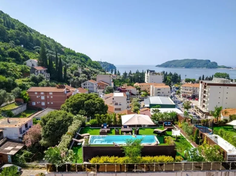 Mieszkanie 2 pokoi 54 m² Budva, Czarnogóra