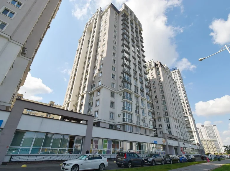 Mieszkanie 3 pokoi 89 m² Mińsk, Białoruś