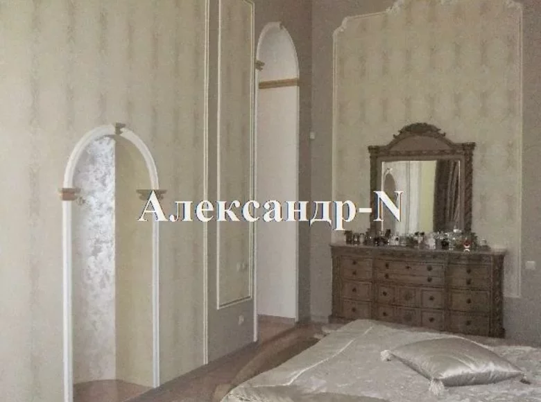 Wohnung 4 Zimmer 152 m² Odessa, Ukraine