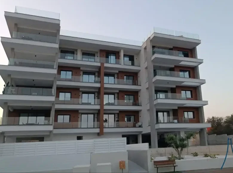 1 bedroom apartment 55 m² in Germasogeia, Cyprus