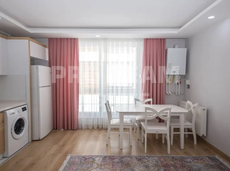 Mieszkanie 2 pokoi 55 m² Muratpasa, Turcja