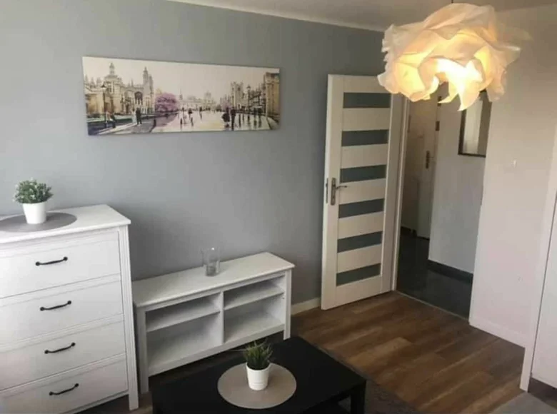 Mieszkanie 2 pokoi 40 m² w Kraków, Polska