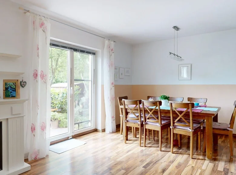 Дом 4 комнаты 106 м² Munchendorf, Австрия