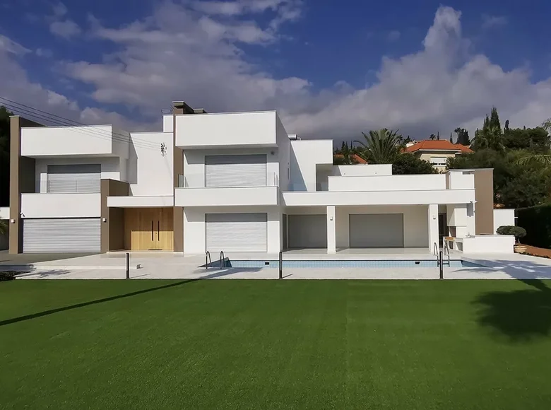 Dom 4 pokoi 374 m² Ayios Tychonas, Cyprus