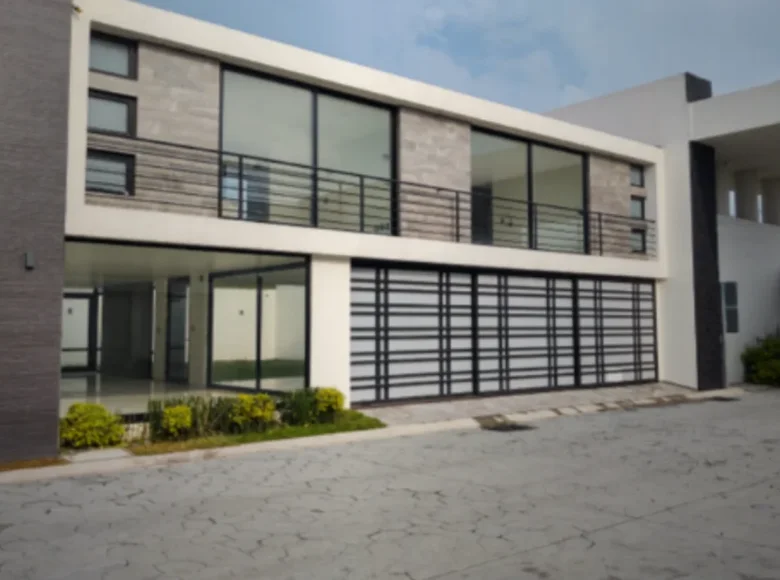 Casa 4 habitaciones 353 m² Metepec, México