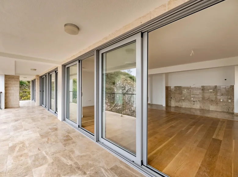 Пентхаус 4 комнаты 160 м² Пржно, Черногория