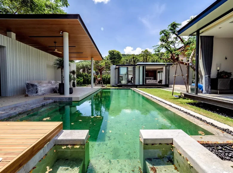 5 bedroom villa 777 m² Phuket, Thailand