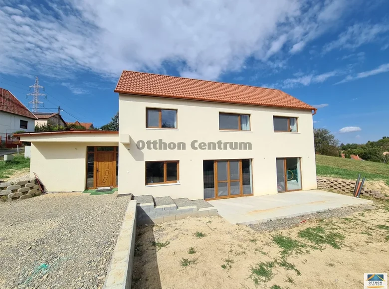 5 room house 134 m² Pecsi jaras, Hungary