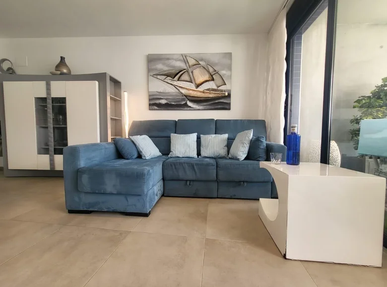 Apartamento 2 habitaciones 75 m² Torrevieja, Španjolska