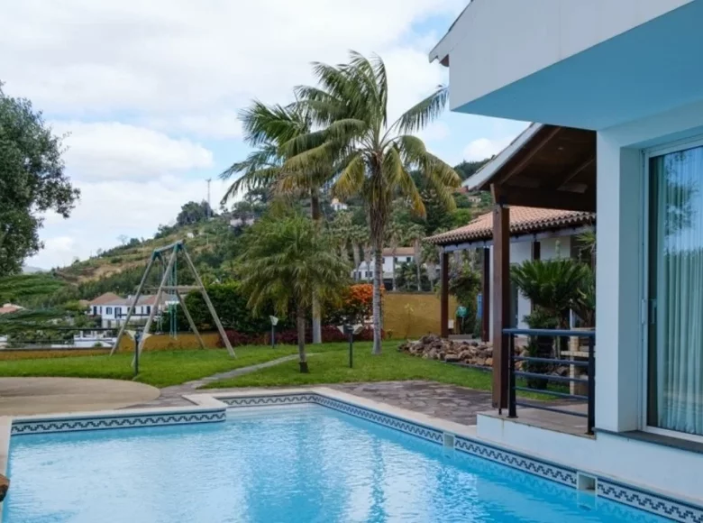 Villa de 4 dormitorios 1 000 m² Madeira, Portugal