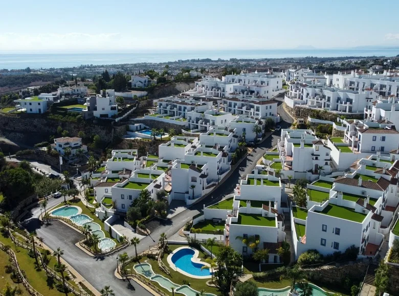 2 bedroom apartment 111 m² Benahavis, Spain