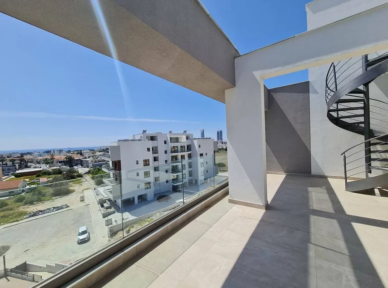 Mieszkanie 3 pokoi 200 m² Gmina Germasogeia, Cyprus