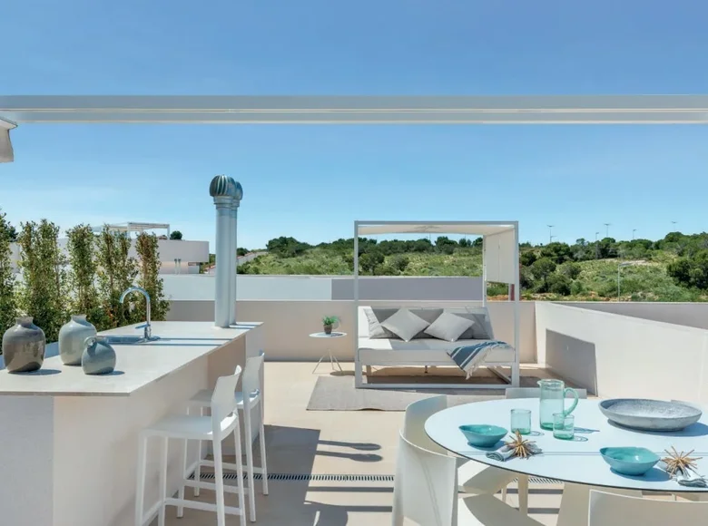 Bungalow z 2 sypialniami 146 m² Torrevieja, Hiszpania