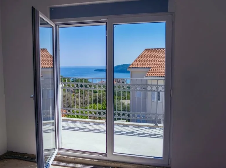 villa de 3 chambres 200 m² Becici, Monténégro