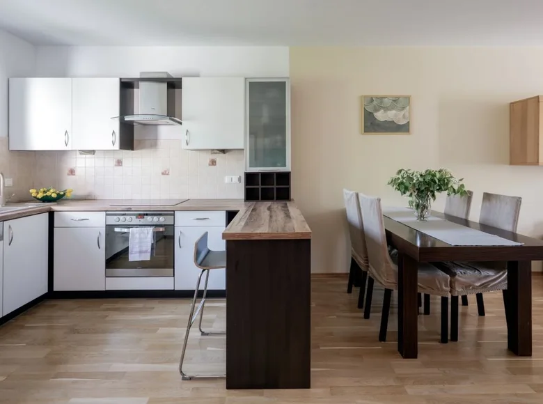 Apartamento 2 habitaciones 57 m² Cracovia, Polonia