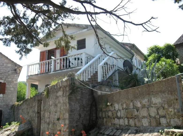 Casa 154 m² Montenegro, Montenegro