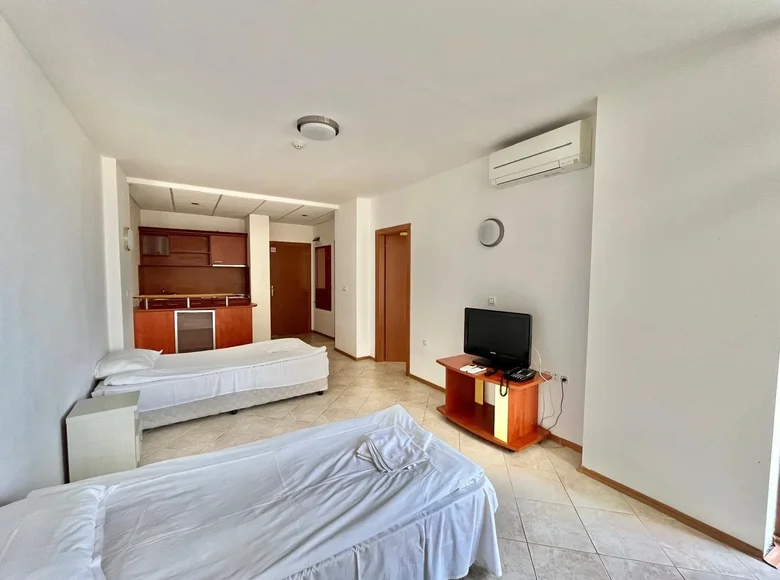 Квартира 1 спальня 71 м² Несебр, Болгария