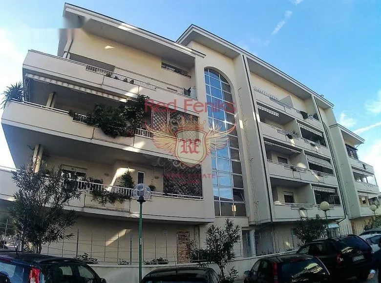 2 bedroom apartment 148 m² Pescara, Italy