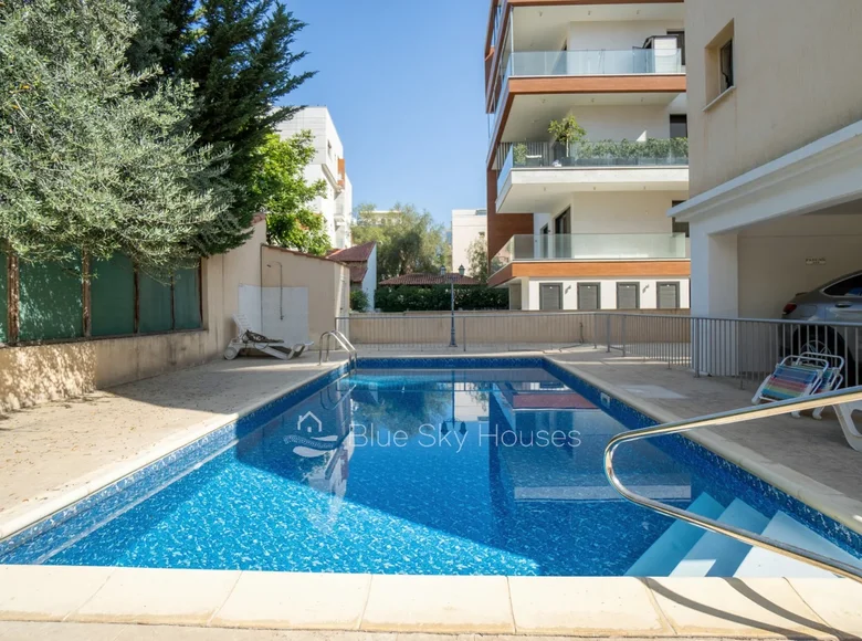 2 bedroom apartment 97 m² Germasogeia, Cyprus